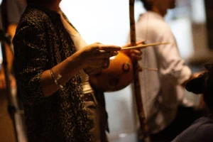 A importância do berimbau na capoeira regional e angola