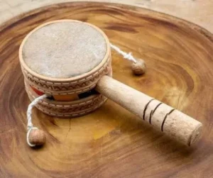Cabuletê brasileiro: como esse instrumento virou brinquedo sonoro
